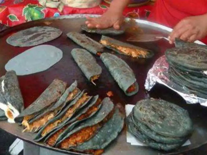 quesadillas masa azul